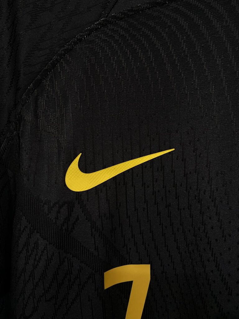 Portugal black cr7 (5)