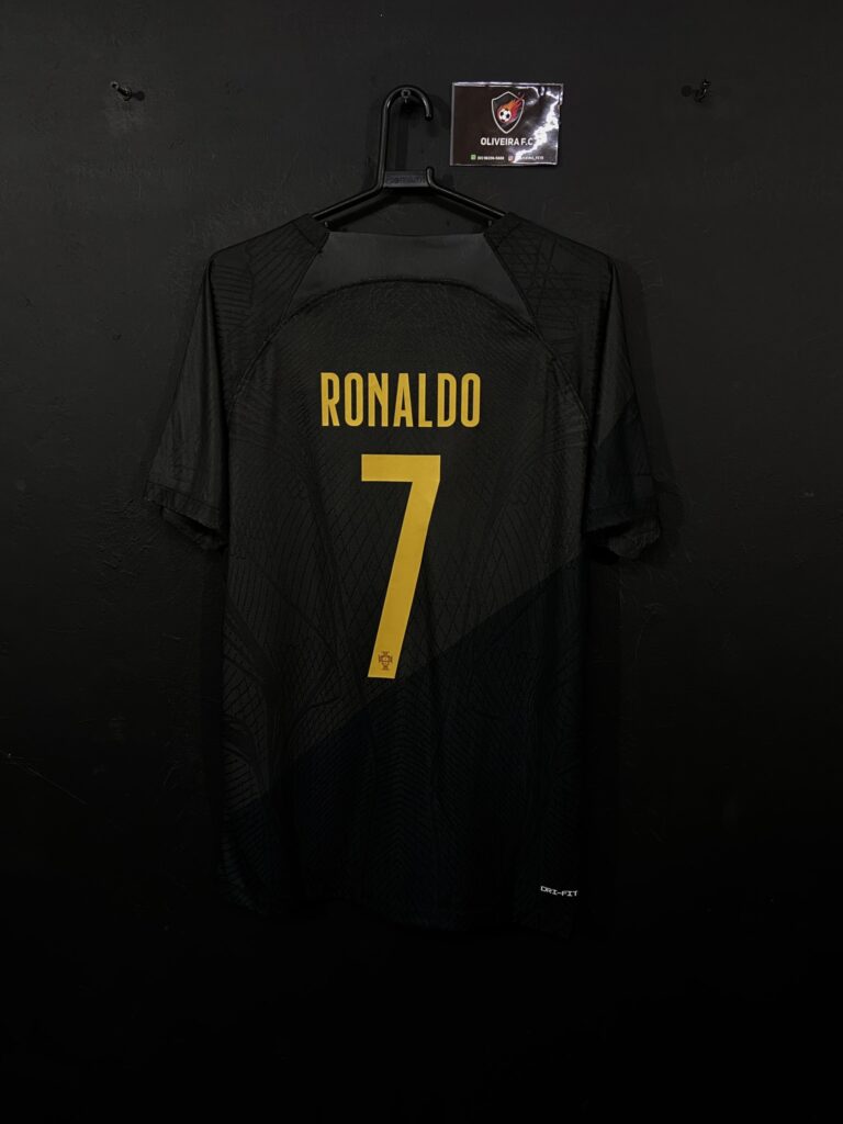 Portugal black cr7 (9)