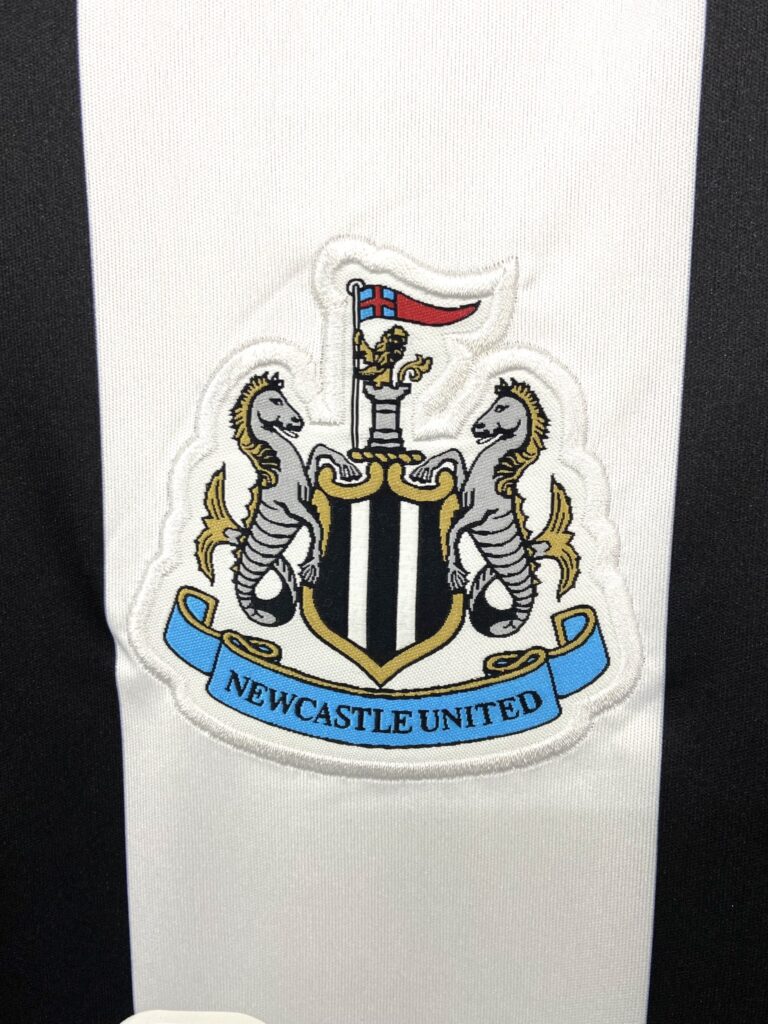 Newcastle I 2425 (4)