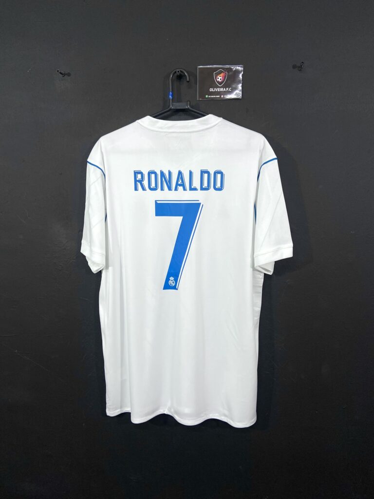 Real Madrid 1718 retro (8)