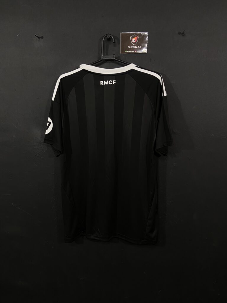 Real Madrid goalkeeper 2526 (9)